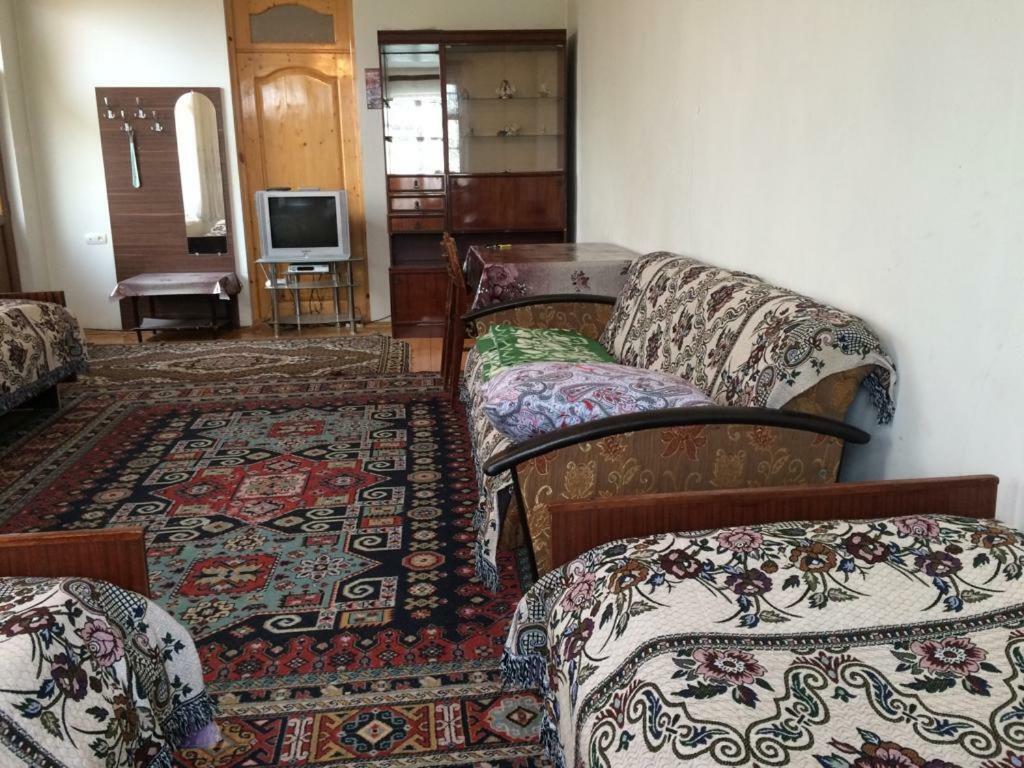 Huseyn Houses ギャンジャ エクステリア 写真